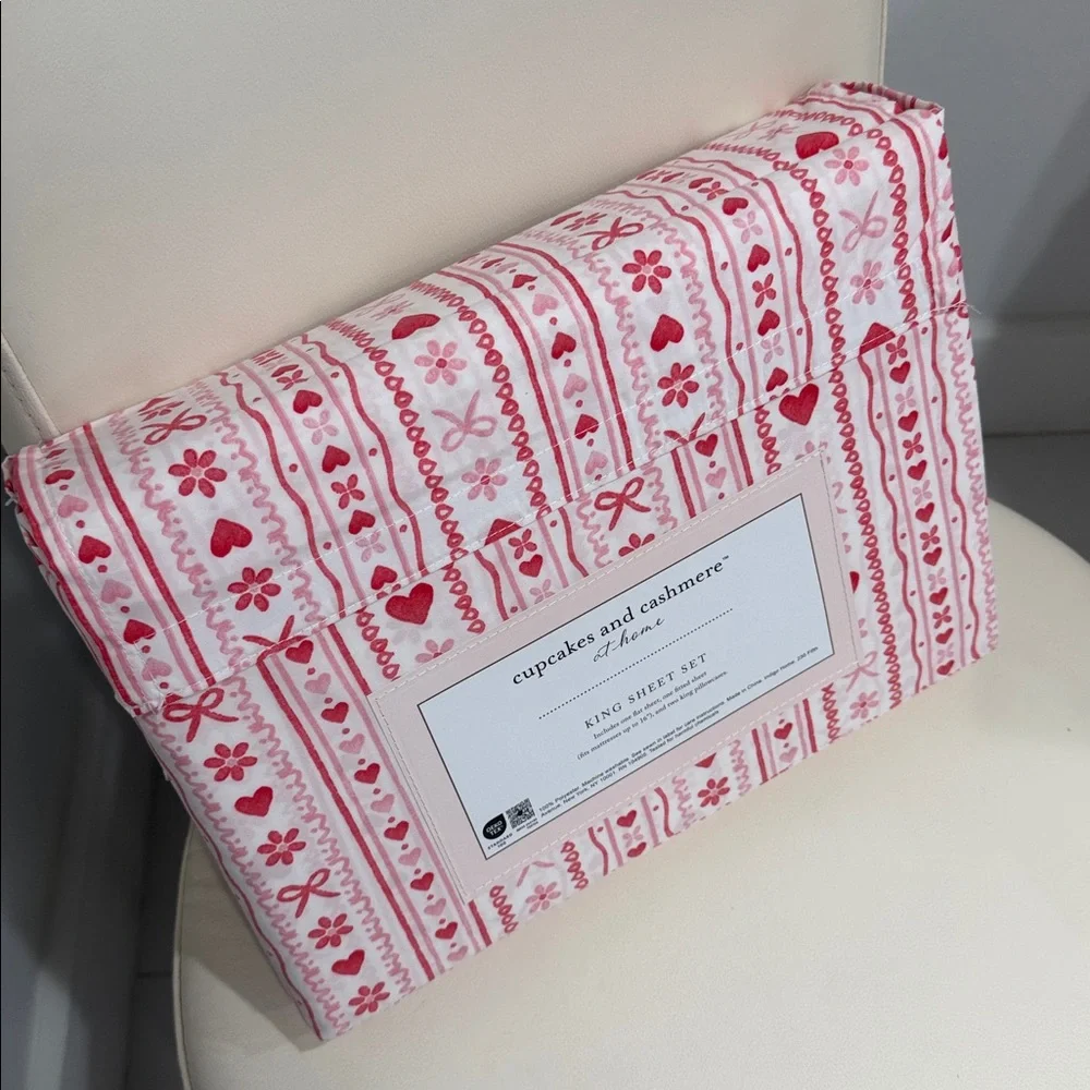 Cupcakes & Cashmere King Sheet Set Valentine Pink Bows Hearts Coquette NWT
